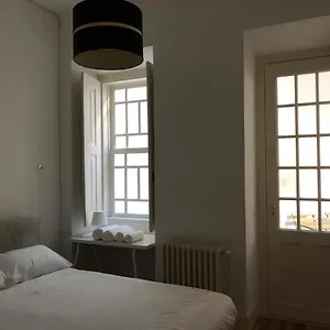 https://rua-tenente-campos-rego-ground-floor.hotelscoimbra.com